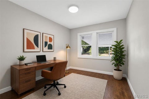 Tiny photo for 925 N Geyer Road, Kirkwood, MO 63122 (MLS # 26066050)