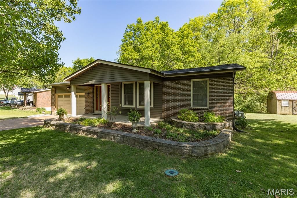 Photo of 5170 Darkmoor Lane, Imperial, MO 63052 (MLS # 26024092)