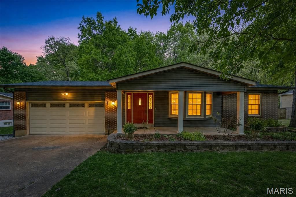 Photo of 5170 Darkmoor Lane, Imperial, MO 63052 (MLS # 26024092)