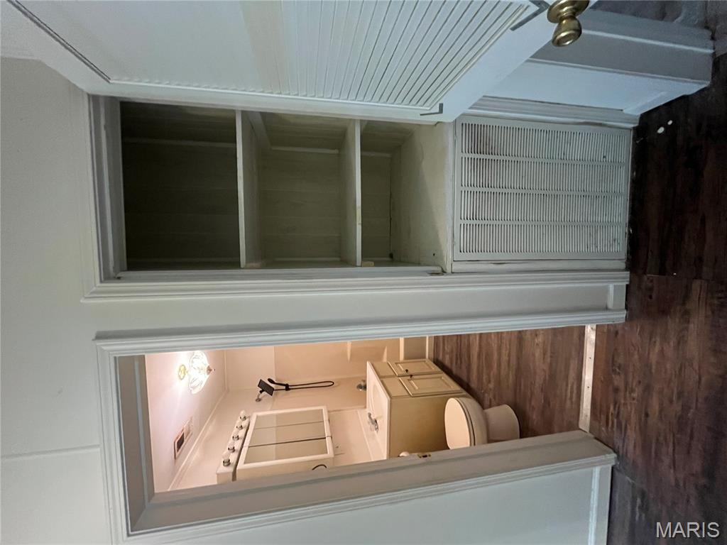 Burtons Addition - Residential