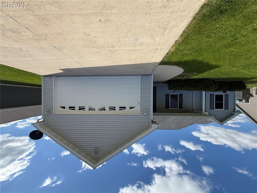 2 Jaybird Court