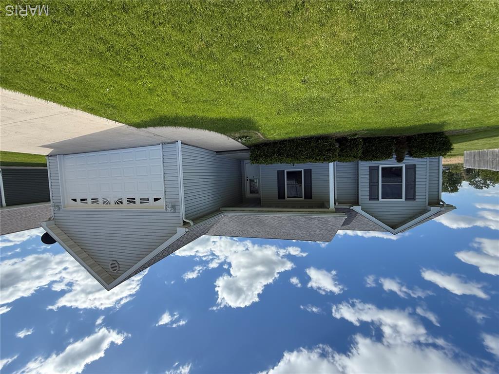 2 Jaybird Court