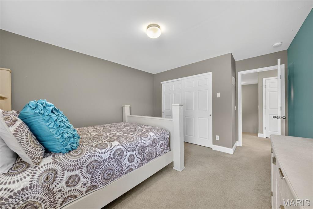 Wentzville, Missouri 63385, United States, 4 Bedrooms Bedrooms, ,4 BathroomsBathrooms,Residential,Active,171115