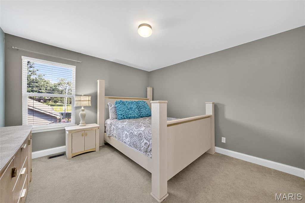 Wentzville, Missouri 63385, United States, 4 Bedrooms Bedrooms, ,4 BathroomsBathrooms,Residential,Active,171115