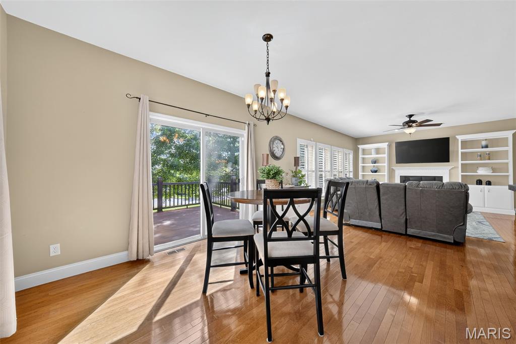 Wentzville, Missouri 63385, United States, 4 Bedrooms Bedrooms, ,4 BathroomsBathrooms,Residential,Active,171115