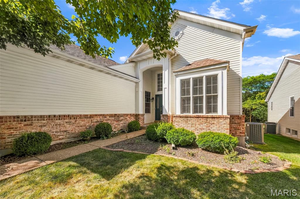 2102 Hawks Landing Drive