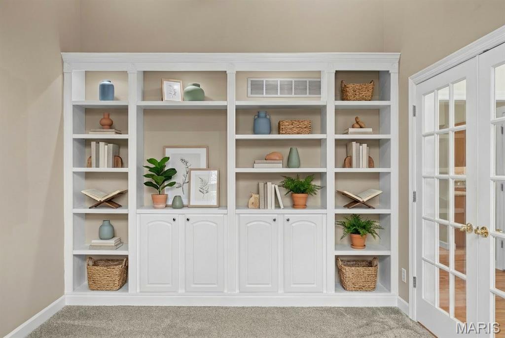 Governor Place #2 - Residential