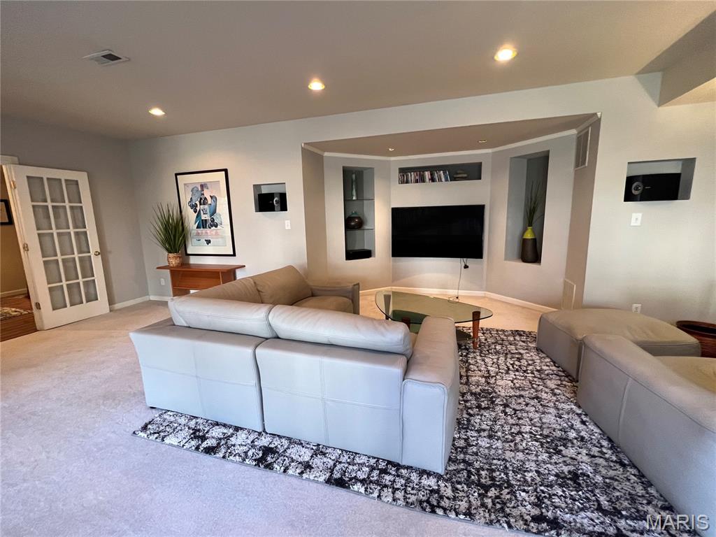 Manors At Bellerive Two - Residential