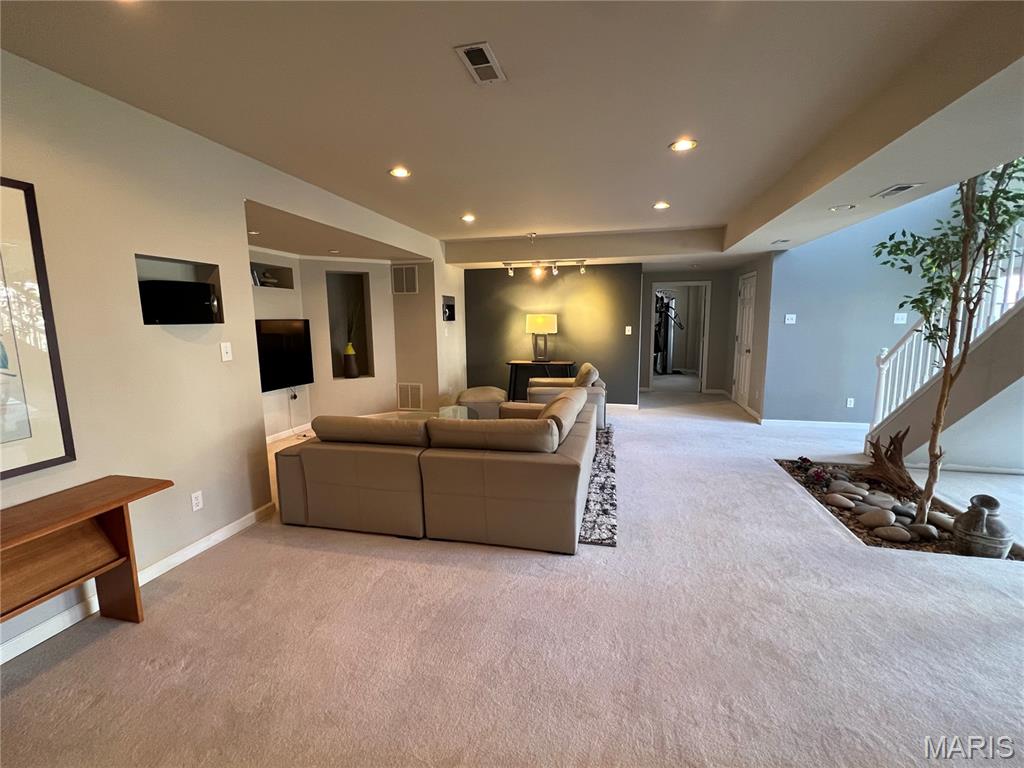 Manors At Bellerive Two - Residential