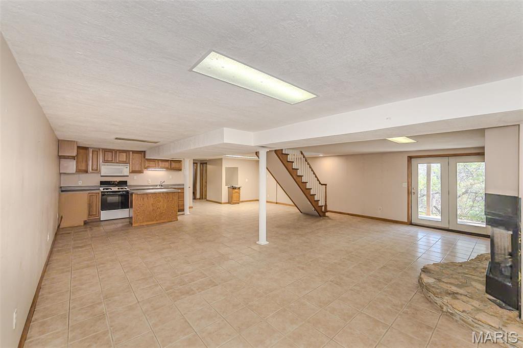 Barnhart Hills Estate - Residential