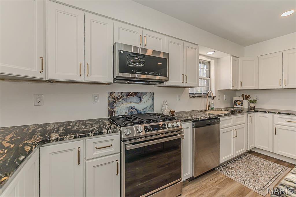 Barnhart Hills Estate - Residential