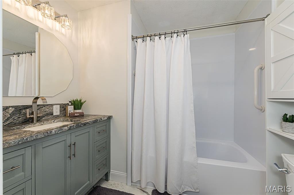 Barnhart Hills Estate - Residential