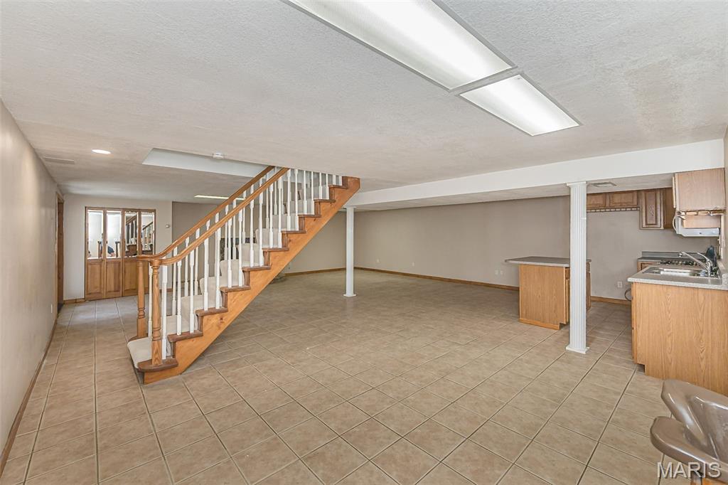 Barnhart Hills Estate - Residential