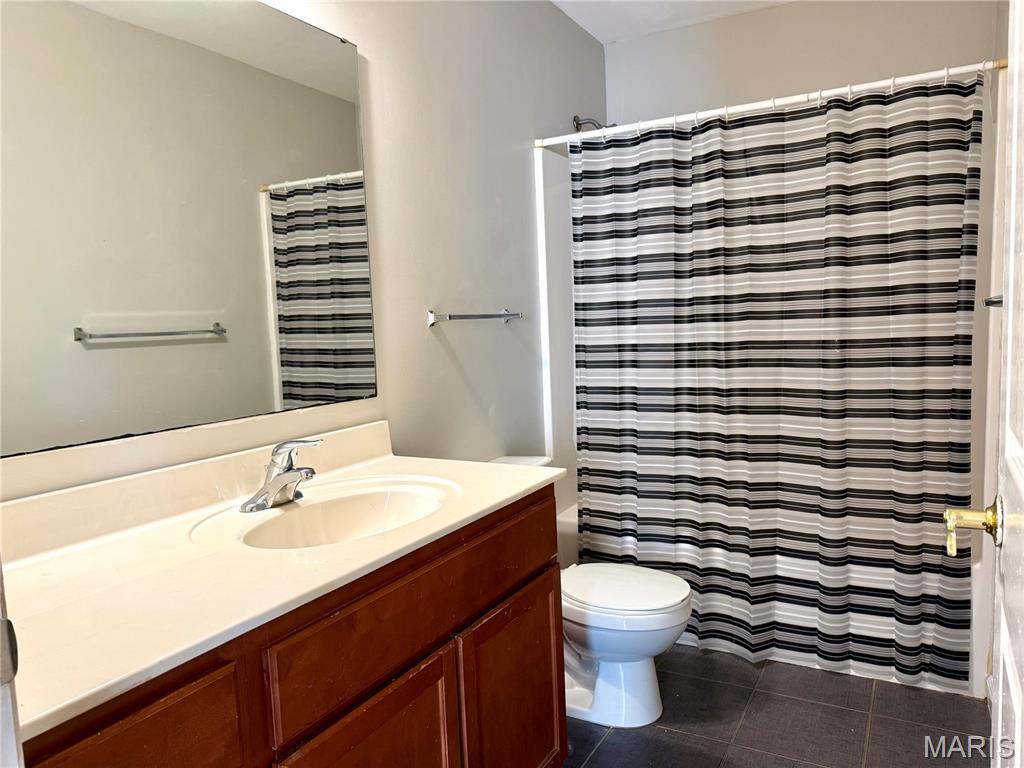 St Louis, Missouri 63106, United States, 3 Bedrooms Bedrooms, ,2 BathroomsBathrooms,Residential,Pending,201461