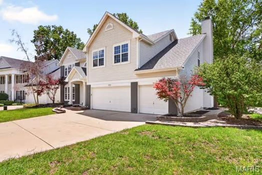 Photo of 2726 Westridge Pines Court, Wildwood, MO 63040 (MLS # 26024384)