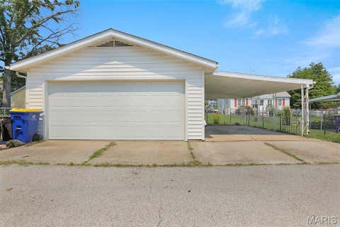 Tiny photo for 1520 E 6th Street, Washington, MO 63090 (MLS # 26048976)