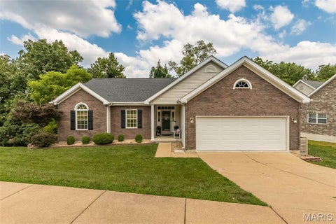 Photo of 1652 Ivy Chase Lane, Fenton, MO 63026 (MLS # 26060444)