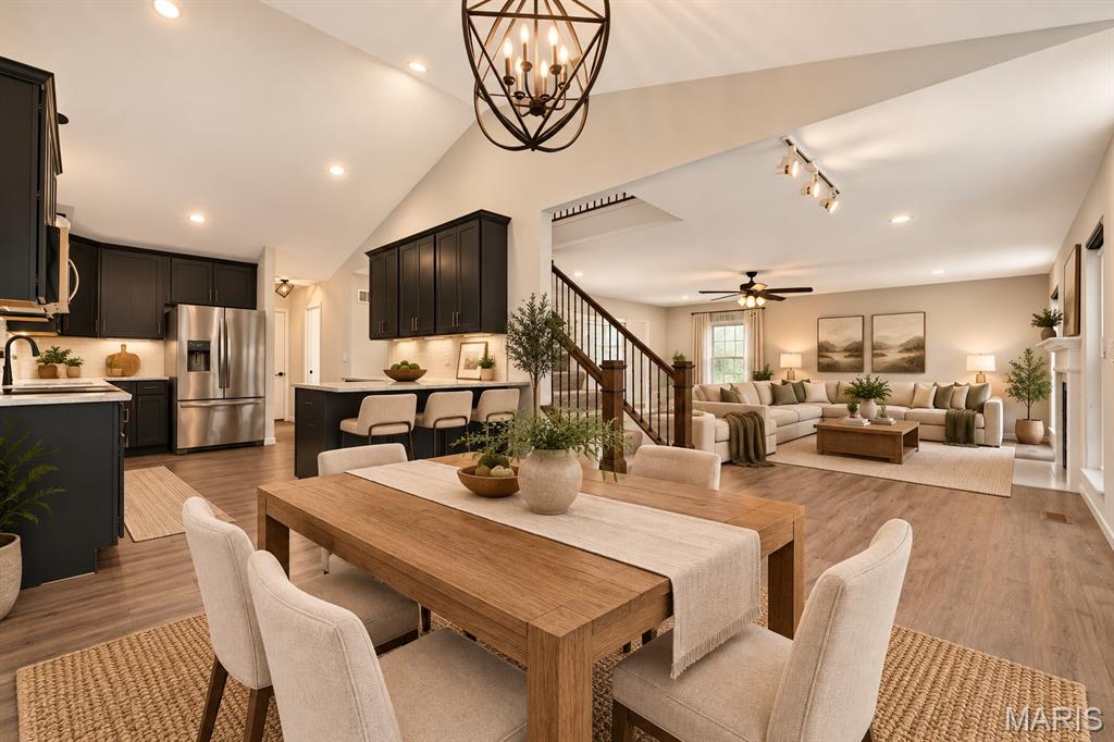 1122 Daltons Way