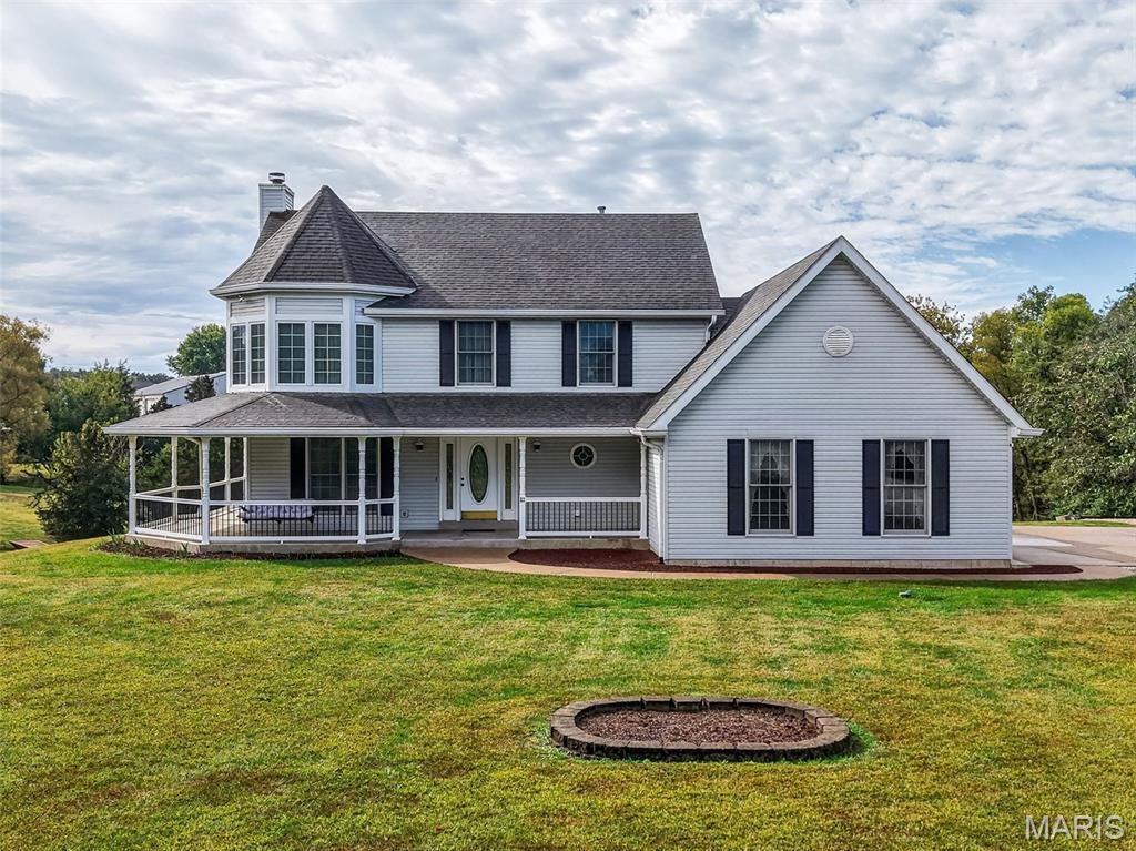 Photo of 23 Prairie Crossing Drive, St Paul, MO 63366 (MLS # 25072188)