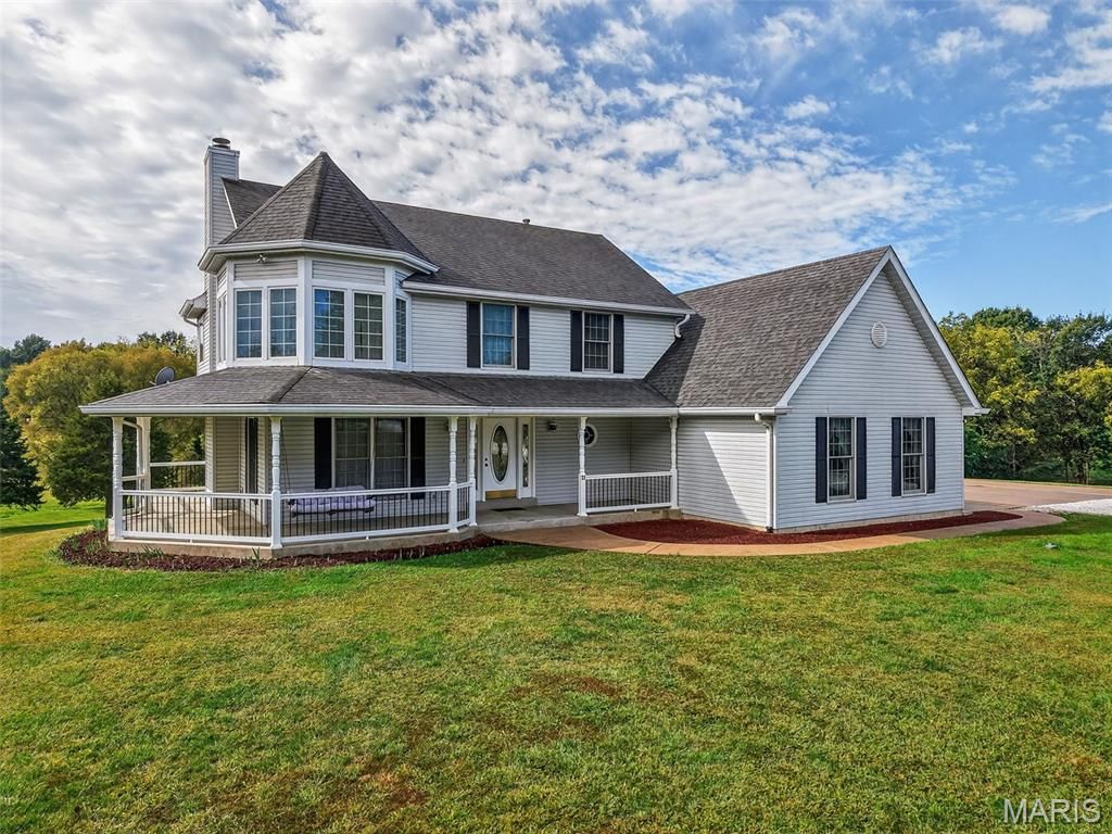 Photo of 23 Prairie Crossing Drive, St Paul, MO 63366 (MLS # 25072188)