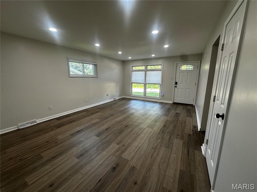 Hazelwood, Missouri 63042, United States, 3 Bedrooms Bedrooms, ,2 BathroomsBathrooms,Residential,Active,156281