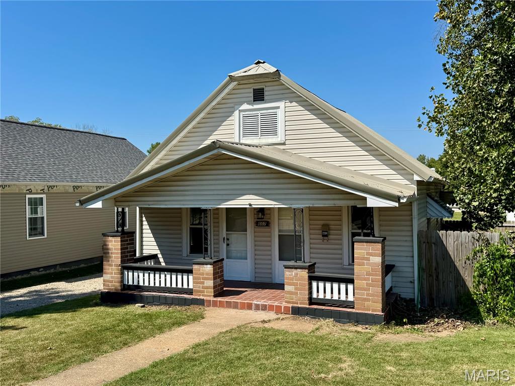 Photo of 607 N Desloge Drive, Desloge, MO 63601 (MLS # 26056645)