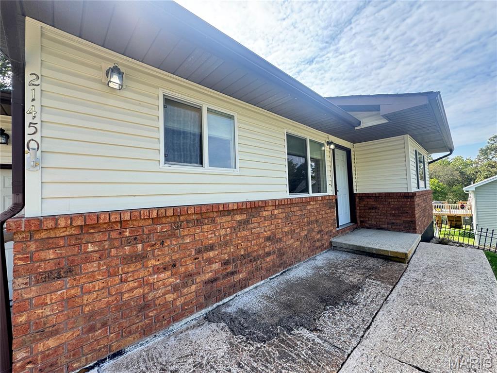 21450 Sail Road