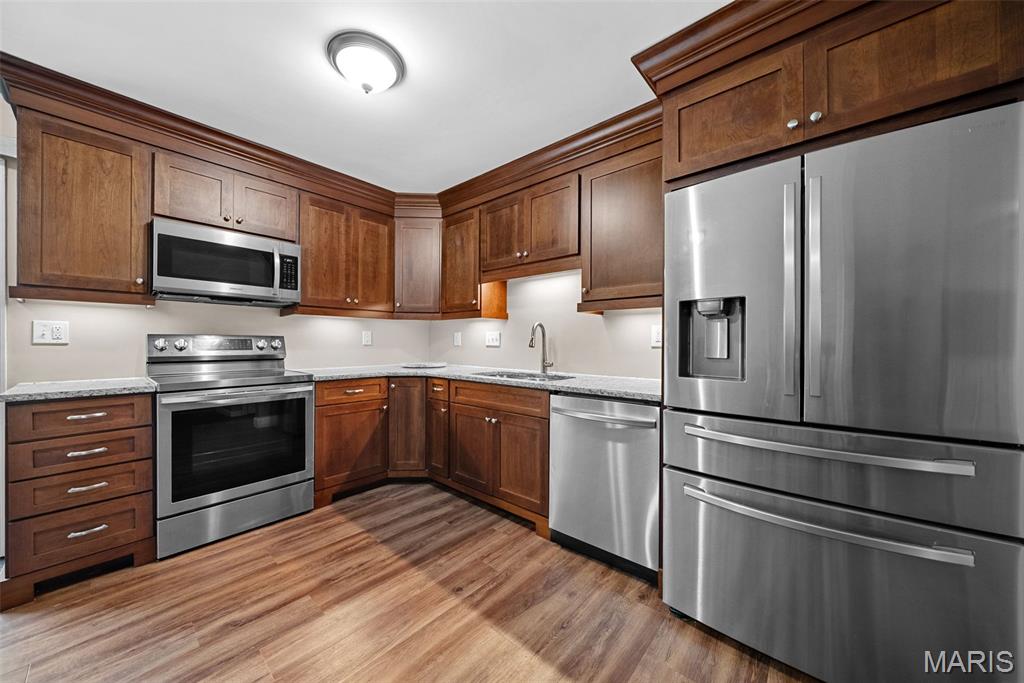 St Peters, Missouri 63376, United States, 3 Bedrooms Bedrooms, ,2 BathroomsBathrooms,Residential,Pending,147077