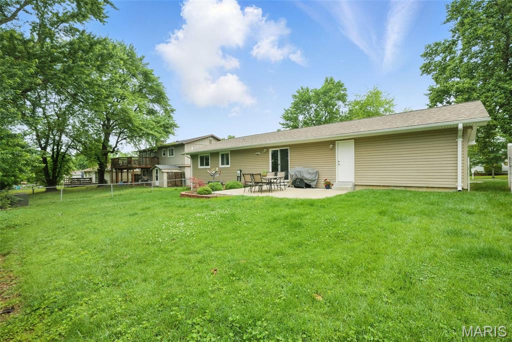 St Peters, Missouri 63376, United States, 3 Bedrooms Bedrooms, ,2 BathroomsBathrooms,Residential,Pending,147077