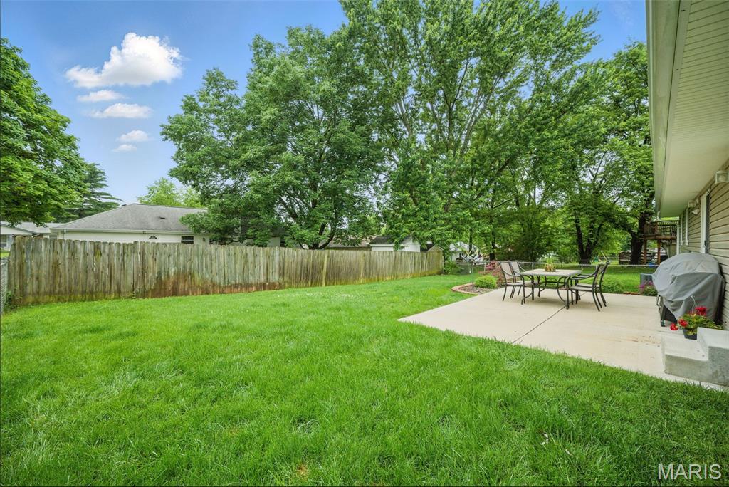 St Peters, Missouri 63376, United States, 3 Bedrooms Bedrooms, ,2 BathroomsBathrooms,Residential,Pending,147077