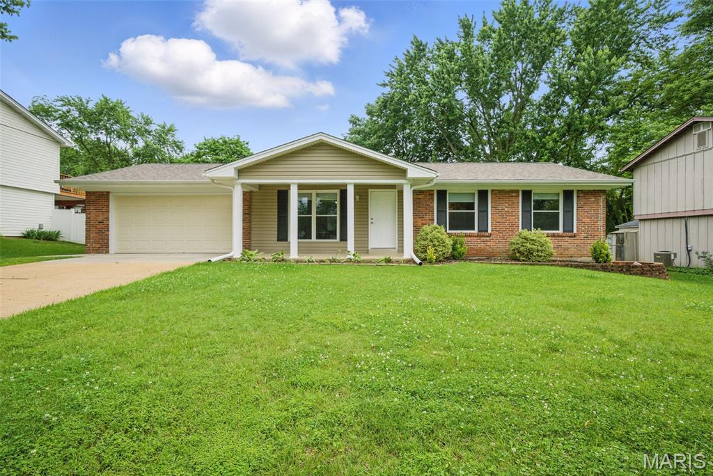 St Peters, Missouri 63376, United States, 3 Bedrooms Bedrooms, ,2 BathroomsBathrooms,Residential,Pending,147077