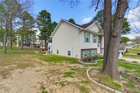 Tiny photo for 233 Anna Drive, Poplar Bluff, MO 63901 (MLS # 26018534)