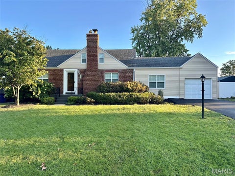 Tiny photo for 9916 Coventry Lane, St Louis, MO 63123 (MLS # 26058791)