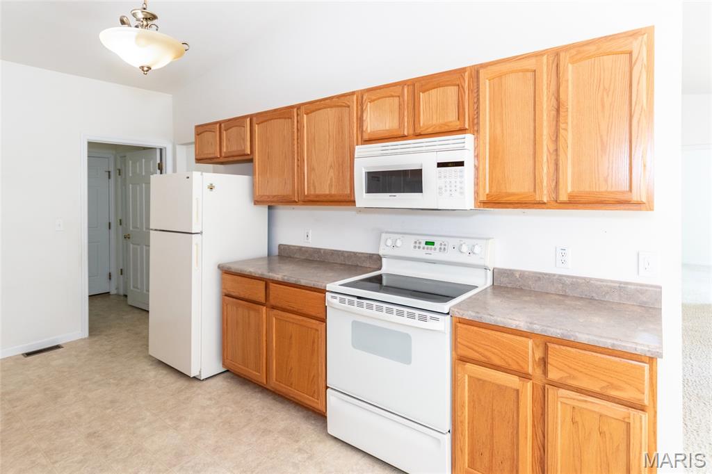 Arnold, Missouri 63010, United States, 2 Bedrooms Bedrooms, ,2 BathroomsBathrooms,Residential,Active,163147