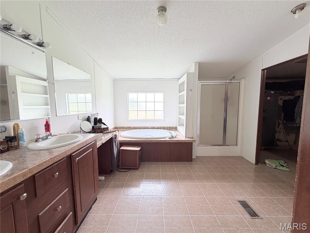 Randazzo Acres - Residential