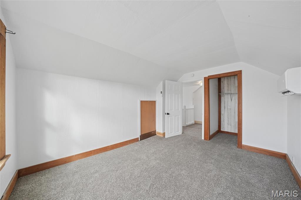 Burgess 04 - Residential