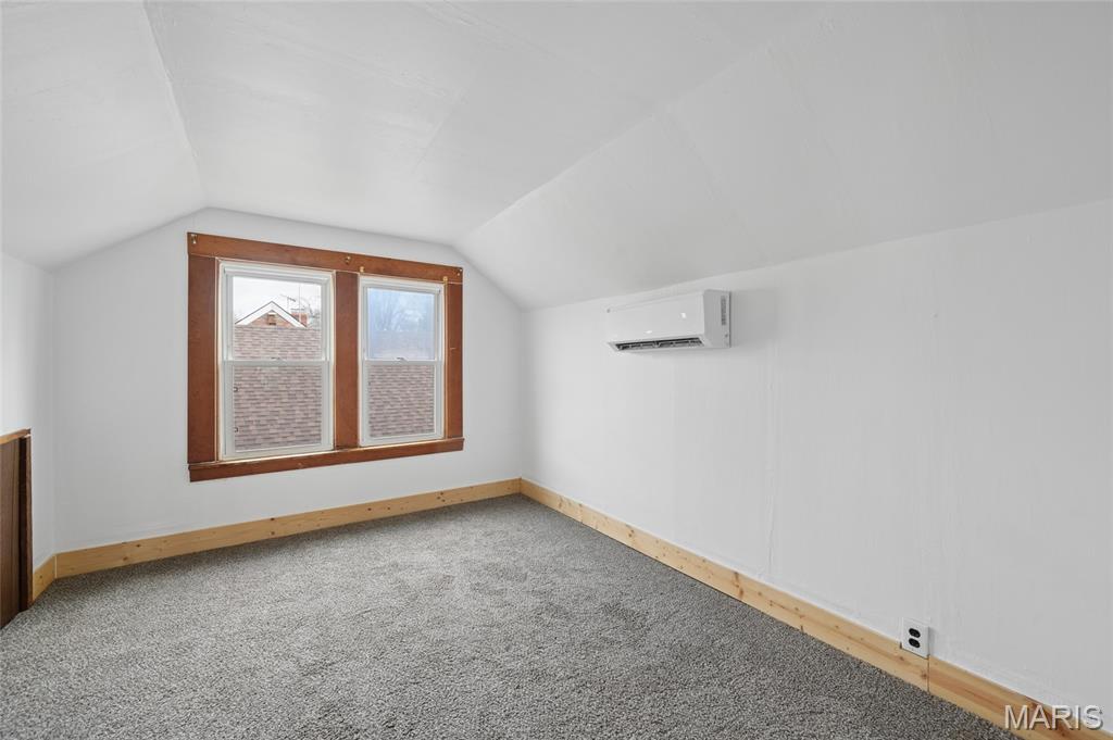 Burgess 04 - Residential