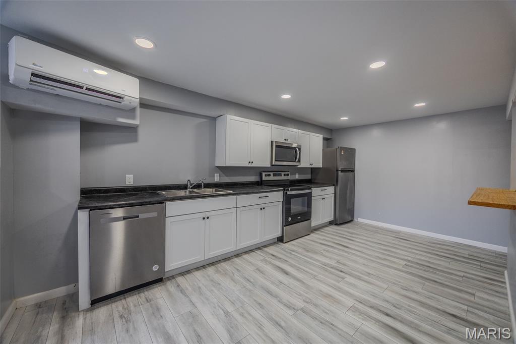 Hunters Rdg 02 - Residential