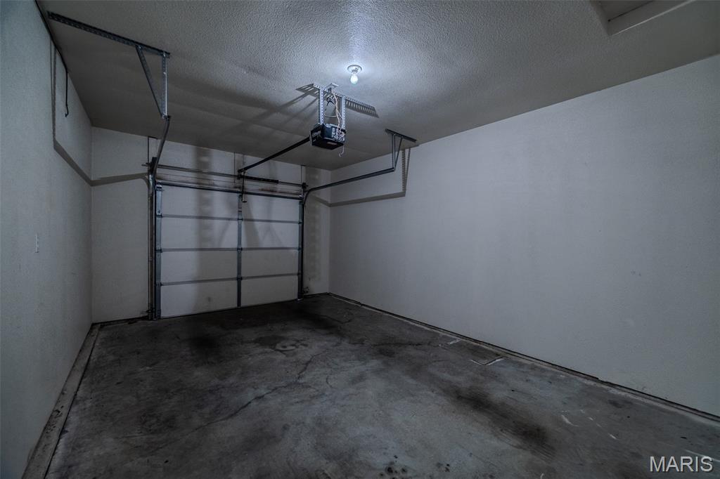 Hunters Rdg 02 - Residential