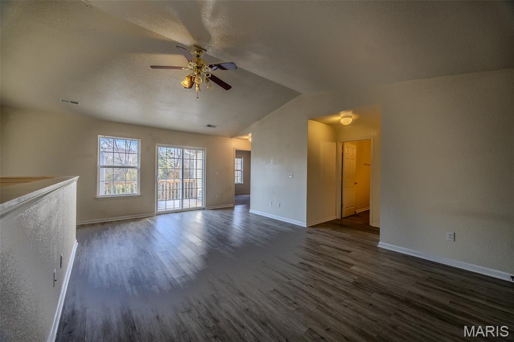 Hunters Rdg 02 - Residential