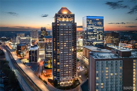 Photo of 150 Carondelet Plaza #2901, St Louis, MO 63105 (MLS # 25015020)