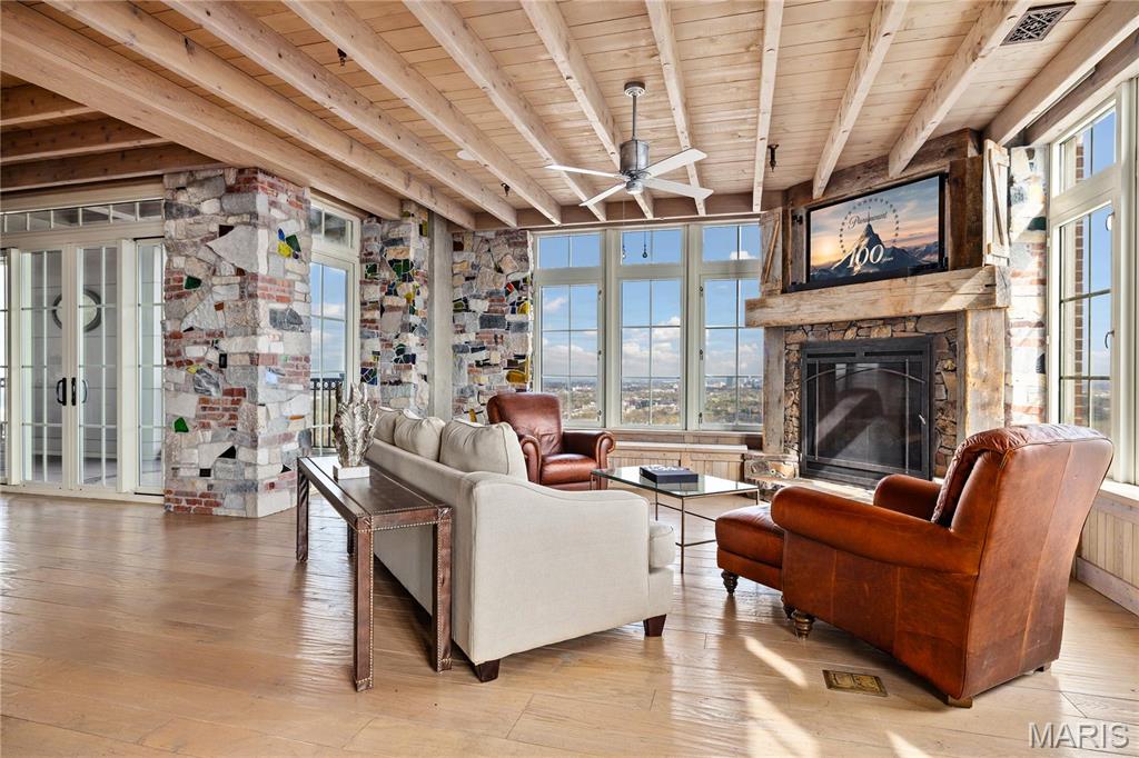 Plaza In Clayton A Condo The - Residential