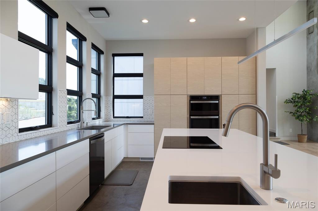 Vallonis Consolidation - Residential