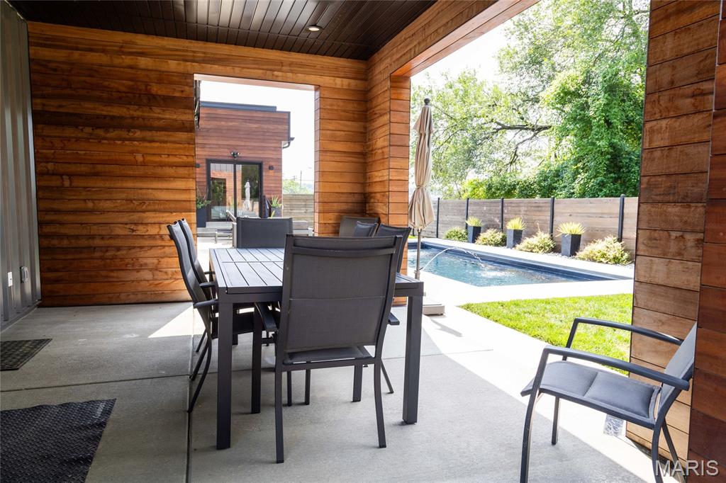Vallonis Consolidation - Residential