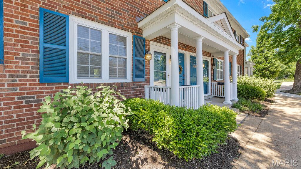 Photo of 9188 Wrenwood Lane, Brentwood, MO 63144 (MLS # 26041058)