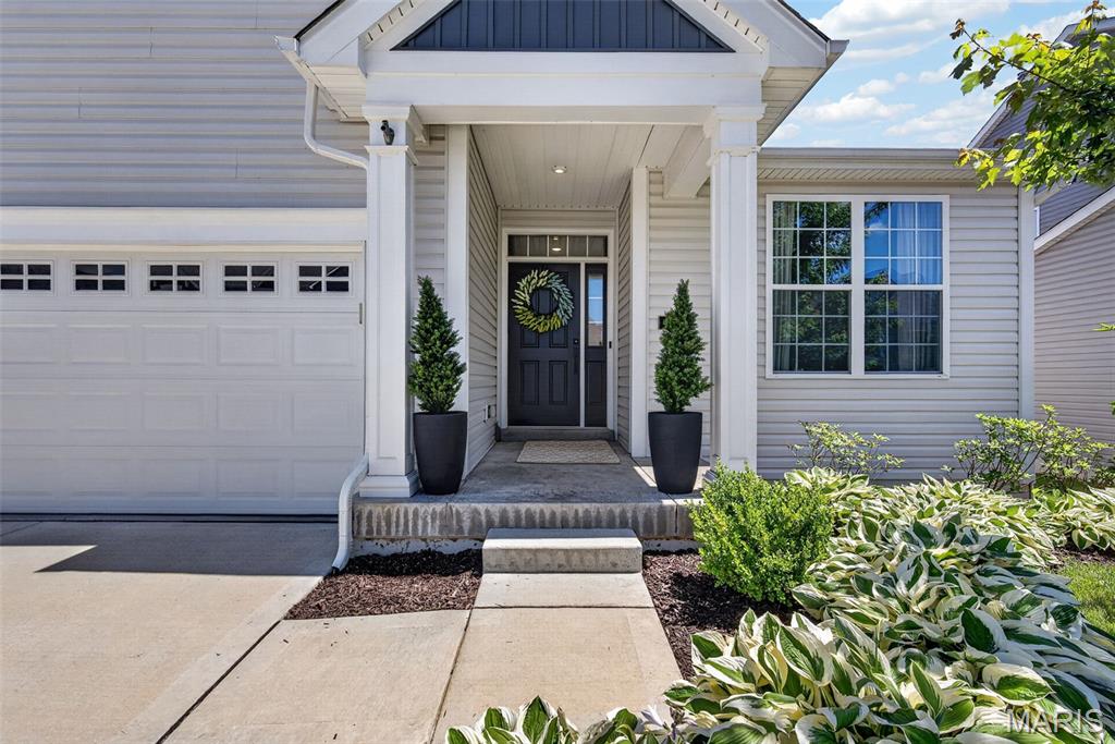 849 Upland Loop