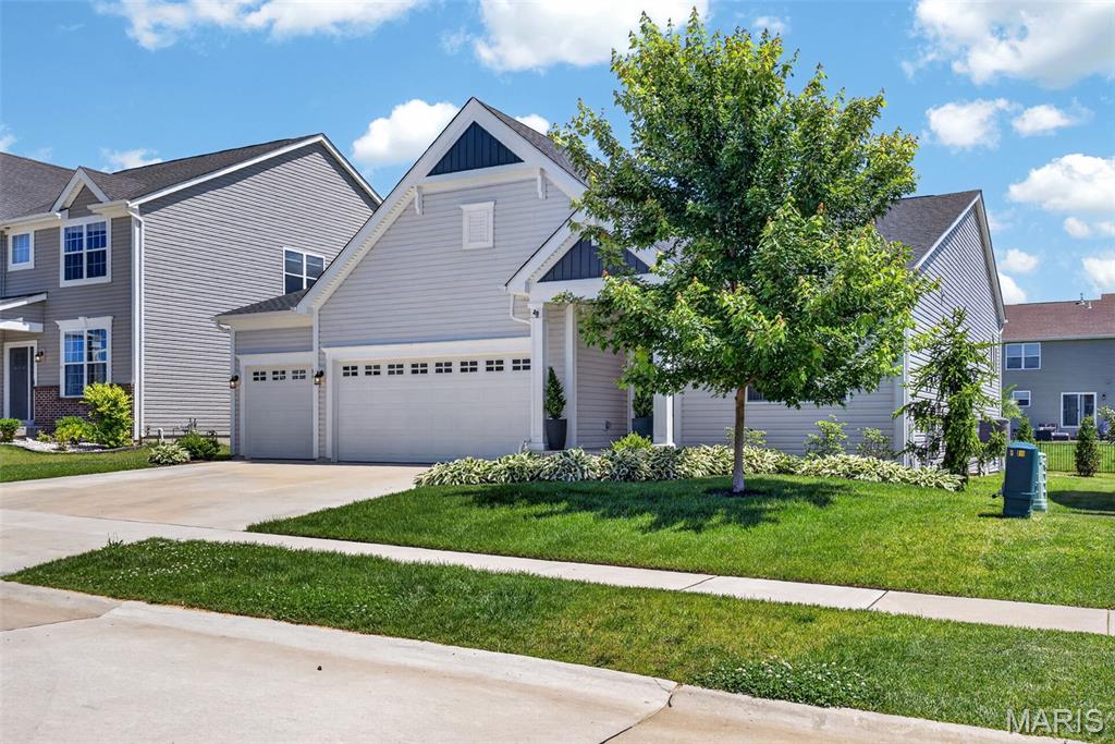 849 Upland Loop