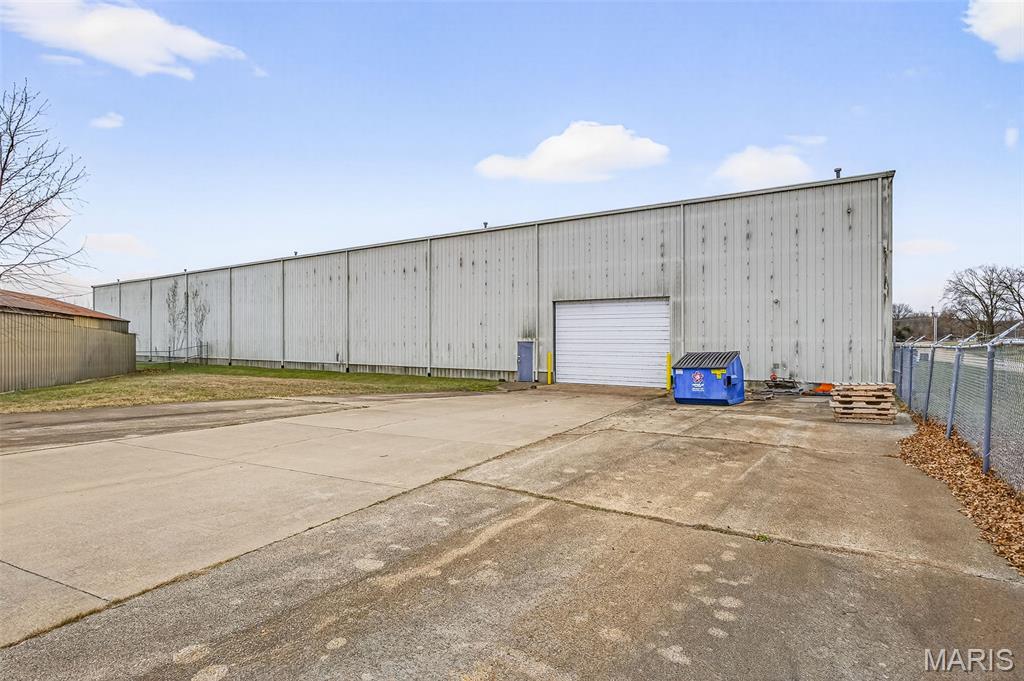 Farmington Indust Park - Commercial Sale