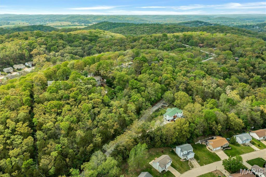 0000 Oakcrest Dr.