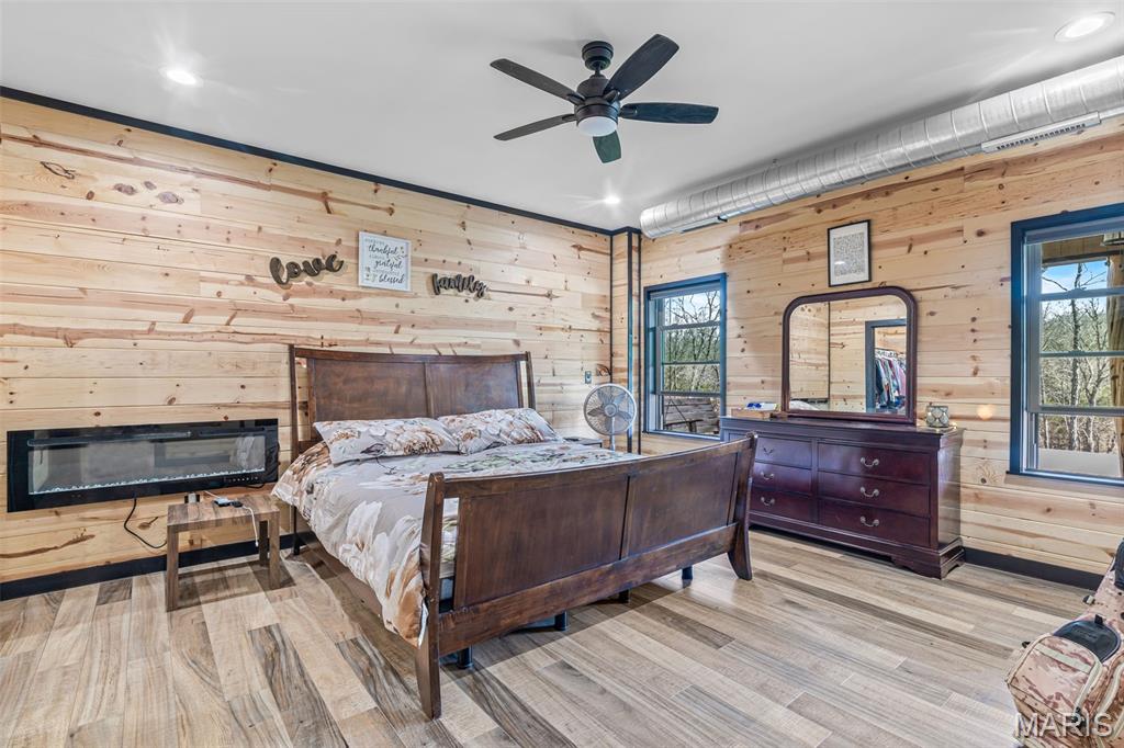 Brook Stone - Residential